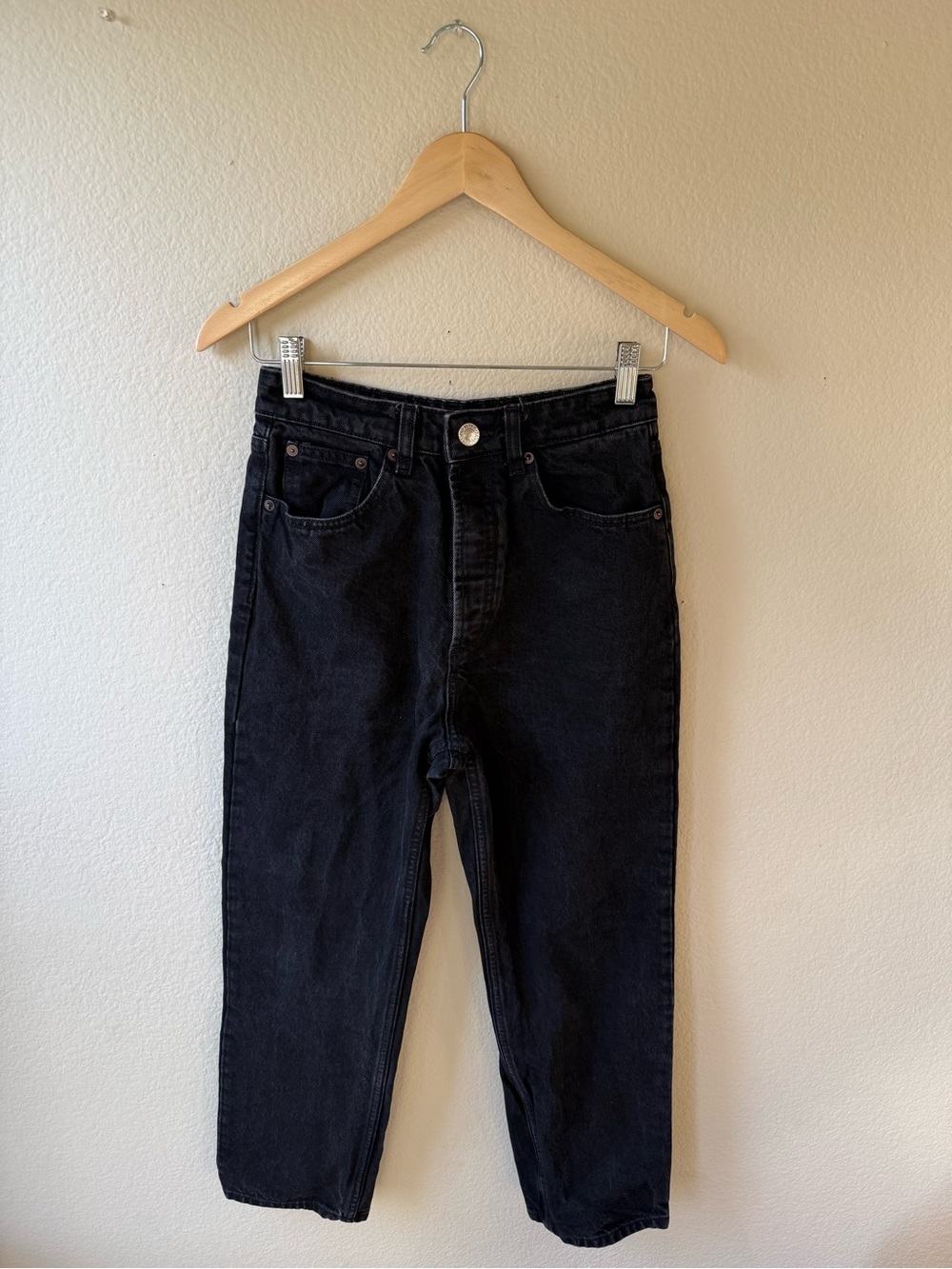 Zara Women's Black Straight Jeans - Picture 3 of 13